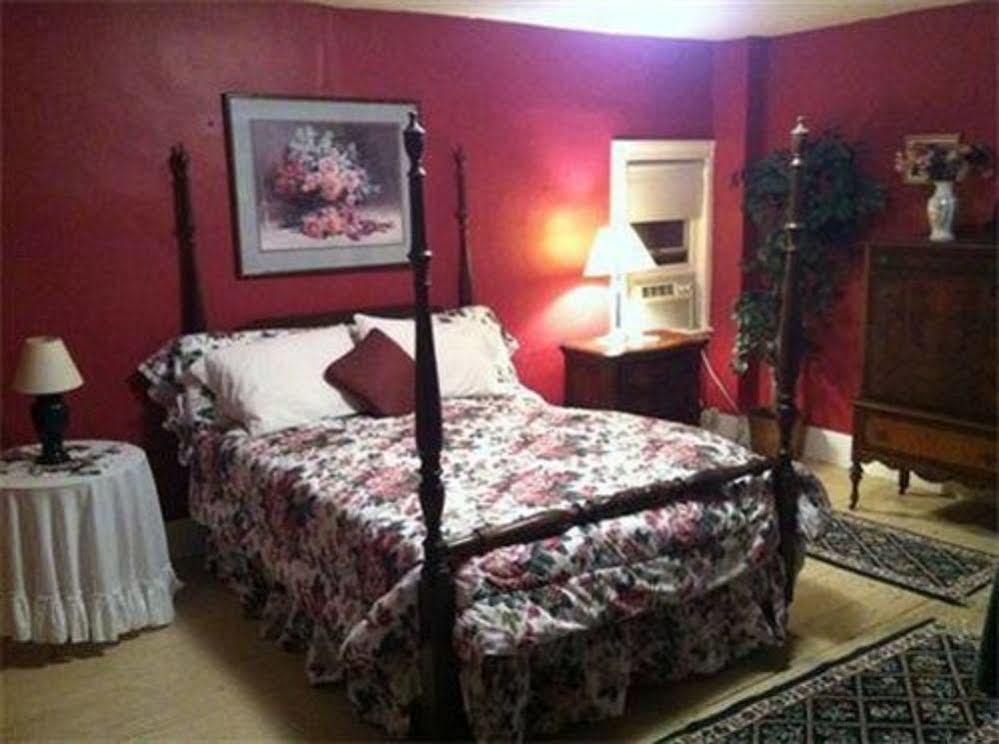 The Willow Tree Inn B&B Cooperstown Buitenkant foto